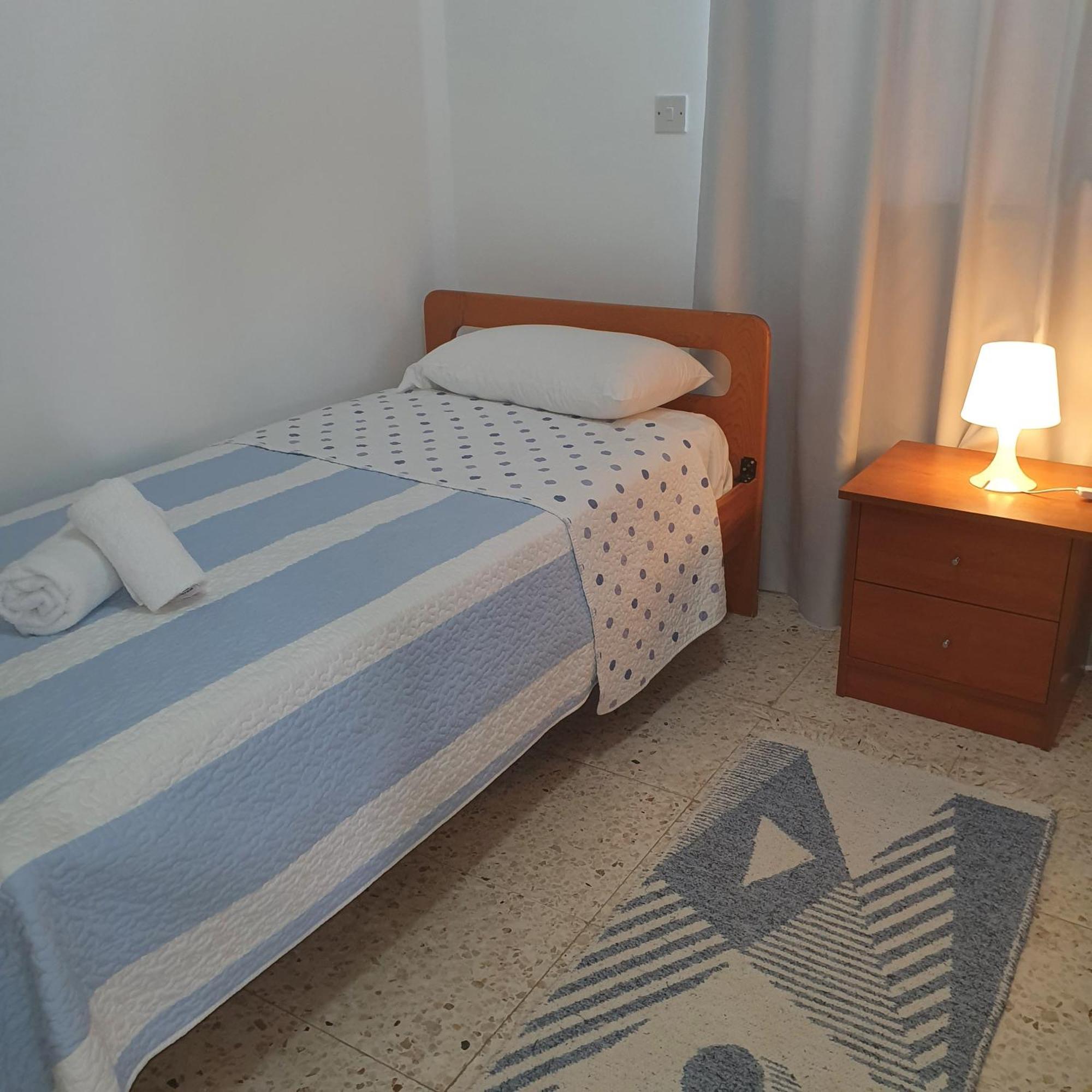 G&E Harbour Apartments ลาตซี ภายนอก รูปภาพ