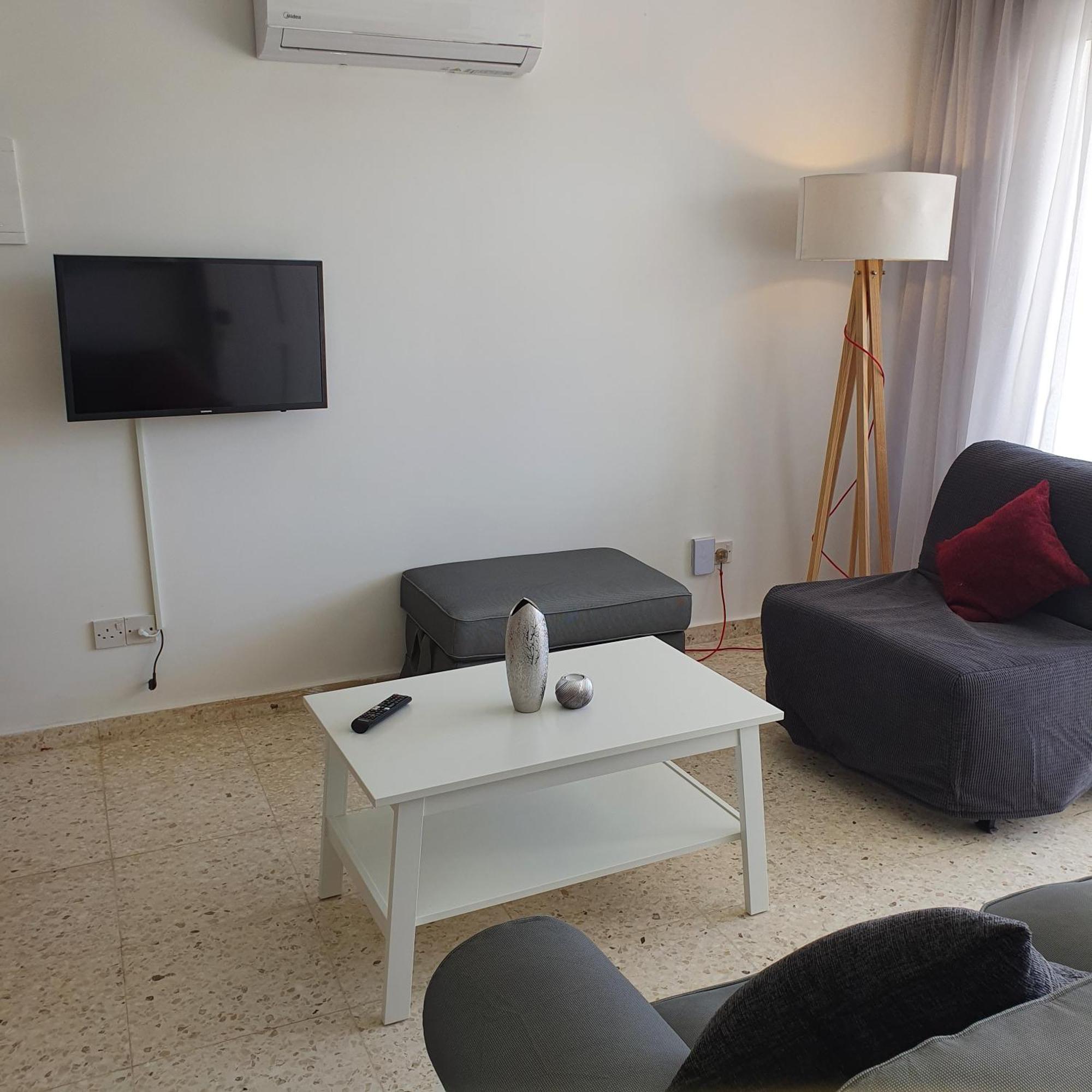 G&E Harbour Apartments ลาตซี ภายนอก รูปภาพ