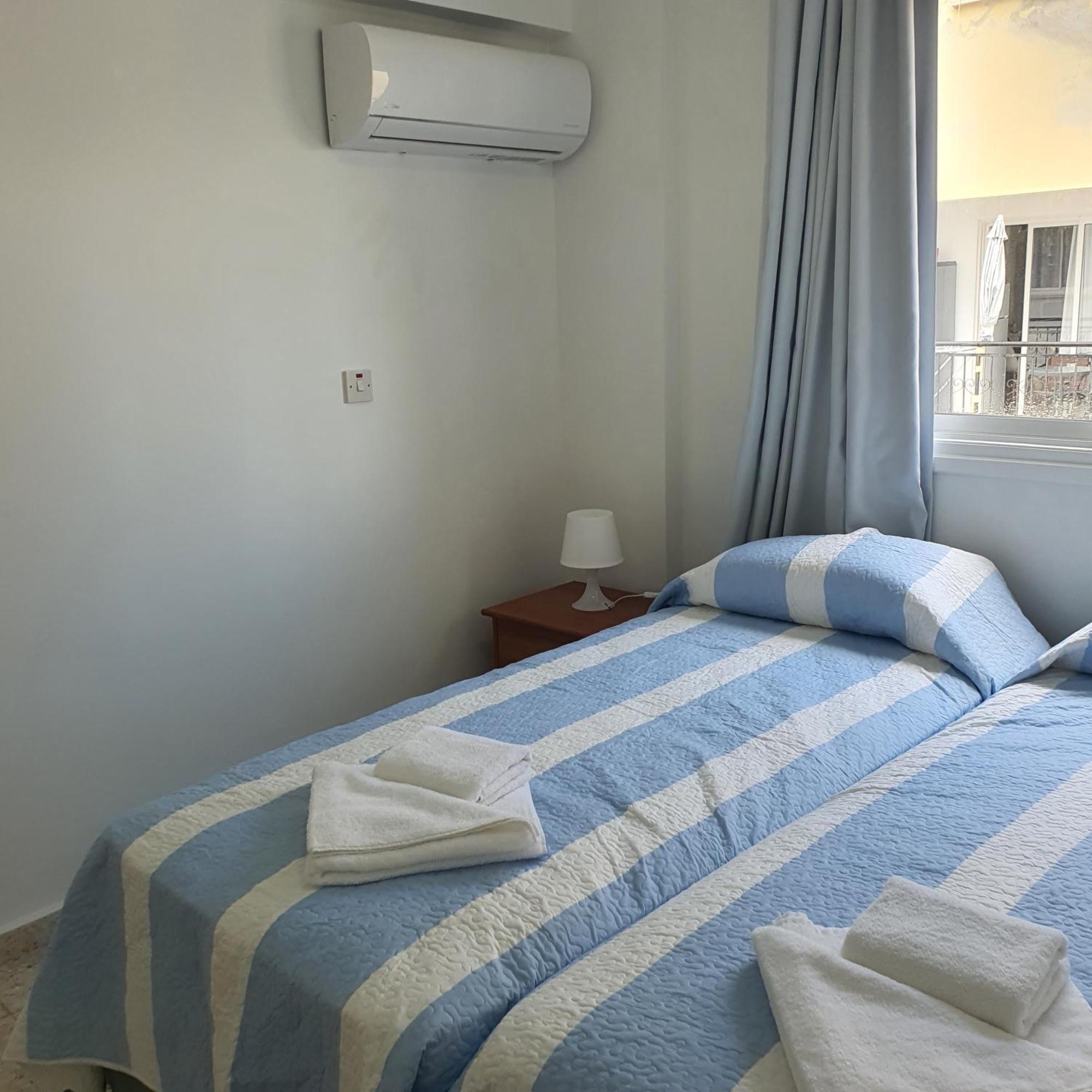G&E Harbour Apartments ลาตซี ภายนอก รูปภาพ